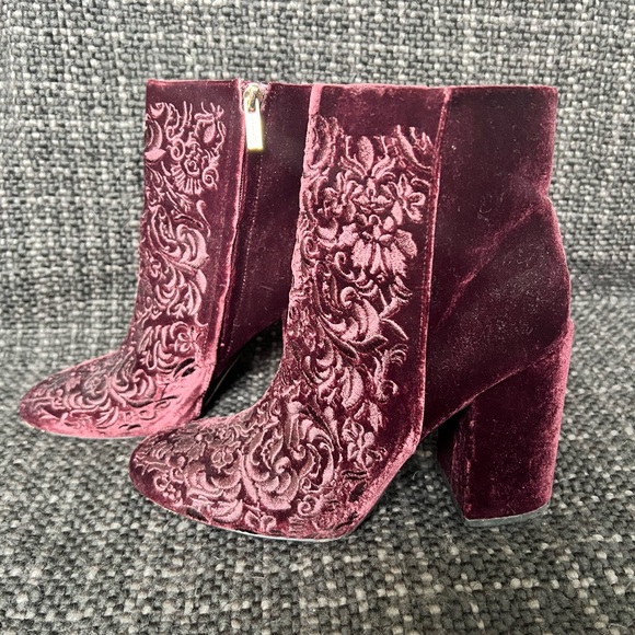 Jessica Simpson Burgundy Velvet Boots - Picture 1 of 8